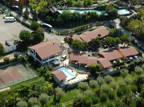 Borgo Blu Poggio Aparthotel Lazise Eksteriør bilde
