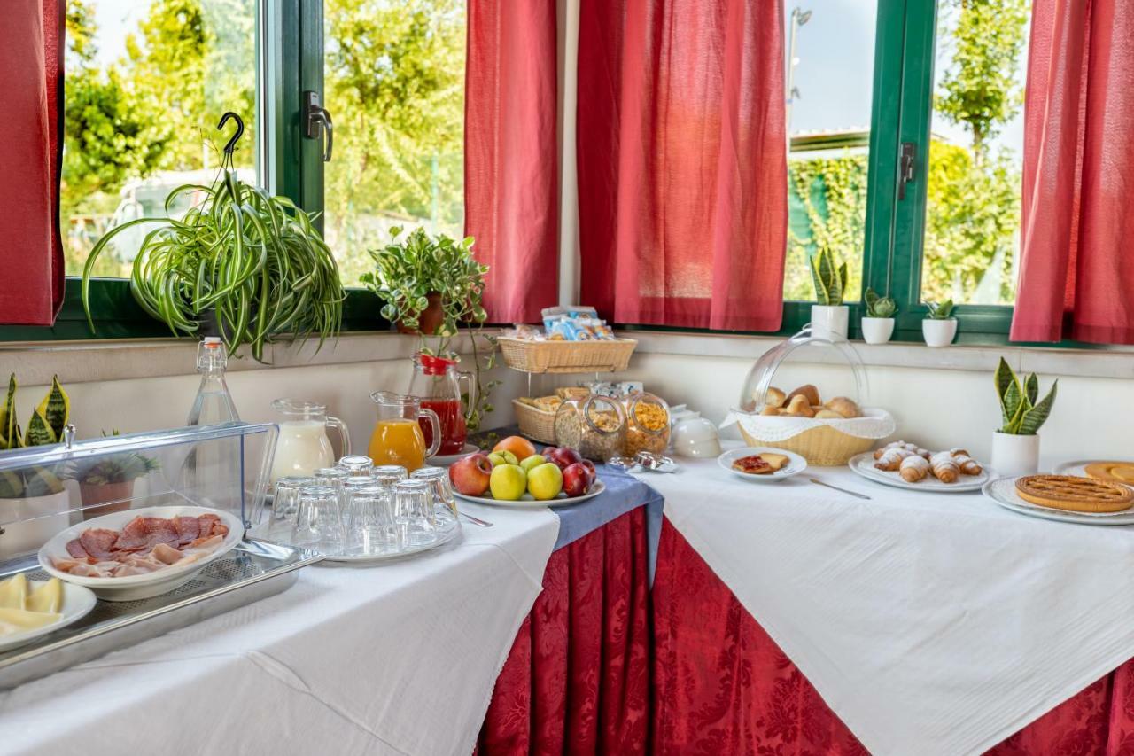 Borgo Blu Poggio Aparthotel Lazise Eksteriør bilde